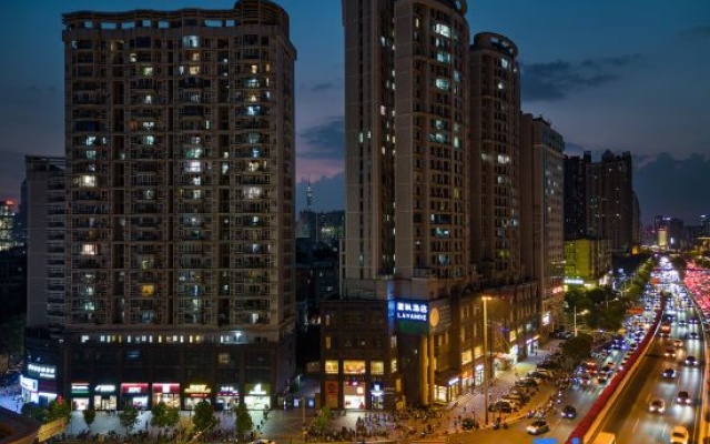 Lavande Hotel (Guangzhou Financial City Plaza Tianhe Park Metro Station) — фото 3