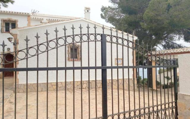 0125 Villa La Marina