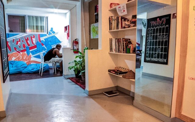 Lokal Hostel
