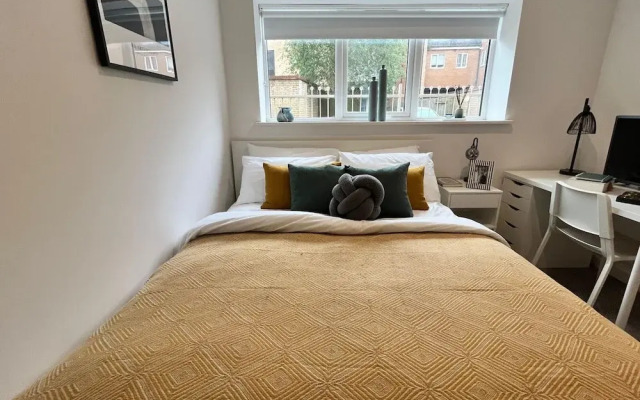 Kingston Luxe Suites Riverside Apartment Belvilla
