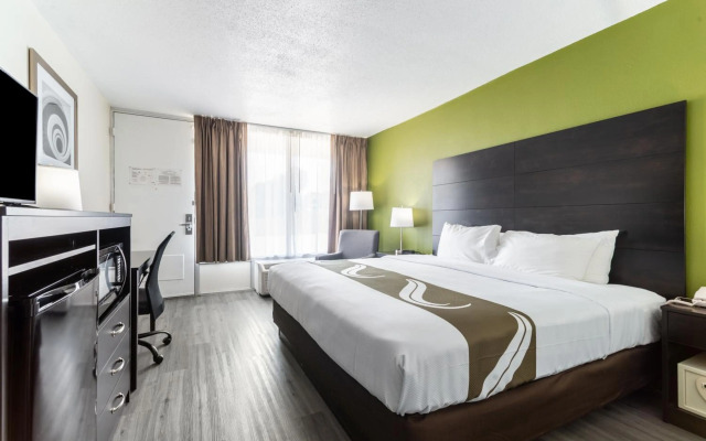 Quality Inn & Suites Vandalia near I-70 and Hwy 51