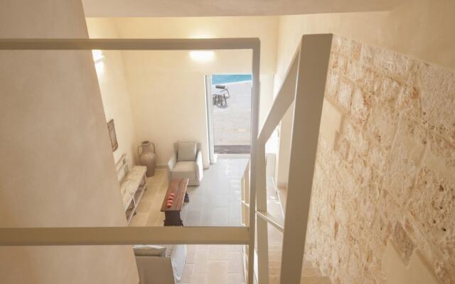 TD Casa Lul Panoramic Pool Over Mediterranean Scrub