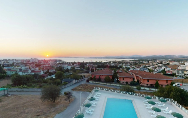 Double Royal Hotel