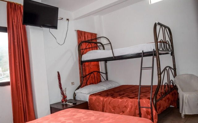 Hostal Humpback Internacional