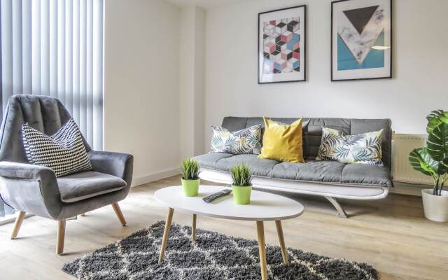 Tudors eSuites Birmingham Canalside Apartments