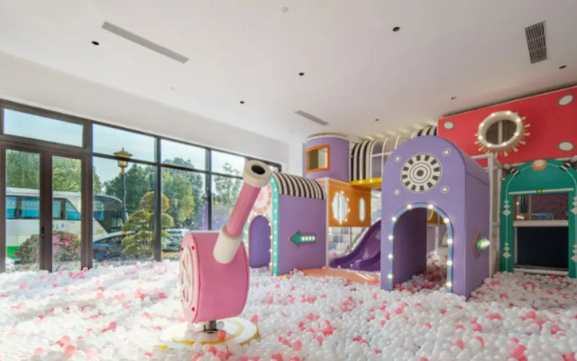 Shanghai Garden Rezen Hotel