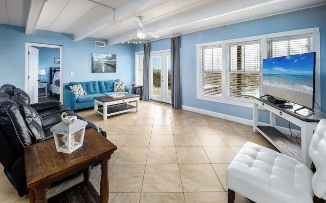 Coconut Beach House B