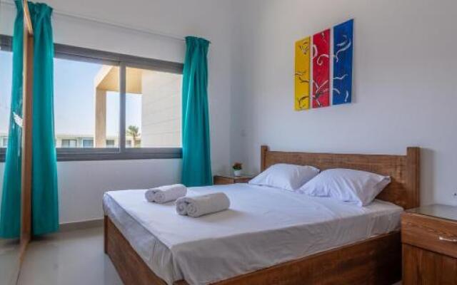 Golden Apartments Pool view 1 bedroom apartment in GCribs