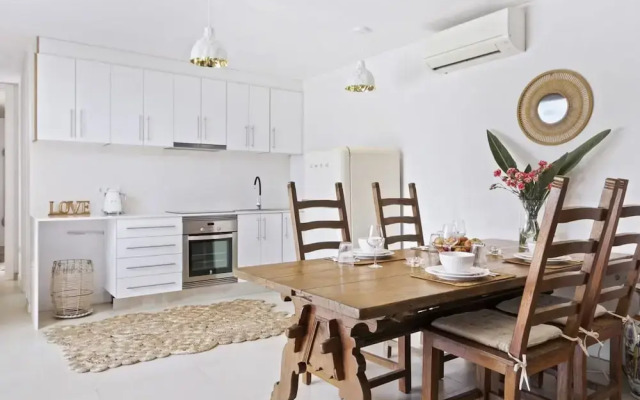 Rural Hideaway Villa in Stcarlos