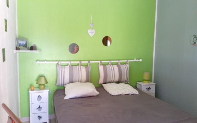 Villa With 3 Bedrooms in Montfrin, With Private Pool, Enclosed Garden