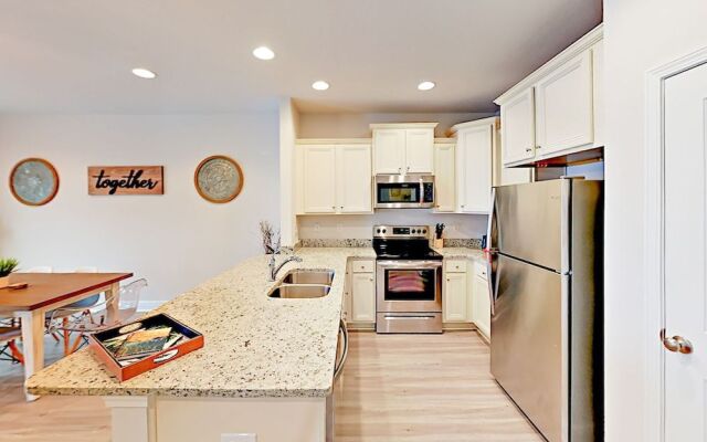 Shadow Lake - 3 Br Townhouse