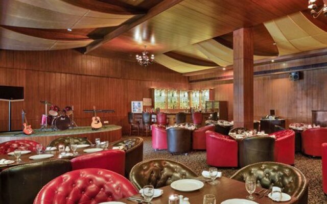 Leonia Holistic Destination