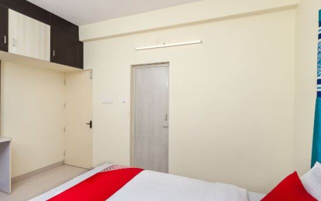 OYO 28658 The Swarg Residence
