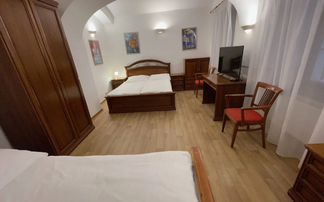 Hostel Little Quarter