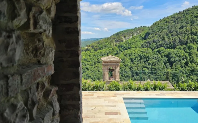 Rocca Contrada relais