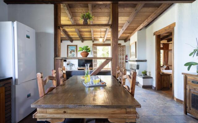 Home2Book Charming Nature Casa Aurora