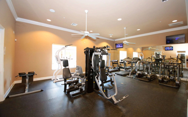 4 Bedrooms Close to Disney