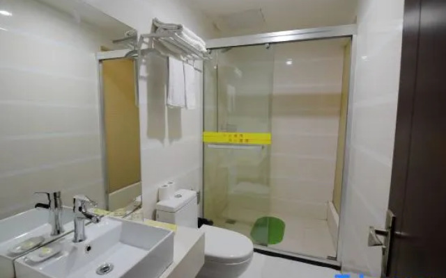 Weiting Hotel (Changzhou on)