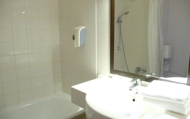 Hôtel F1 Igny Massy Tgv