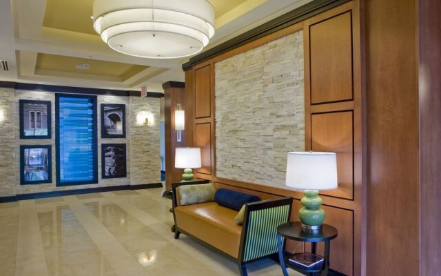 Fairfield Inn & Suites Columbus