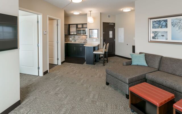Staybridge Suites Saskatoon - University by IHG