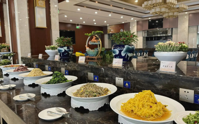 Yuncheng Hotel
