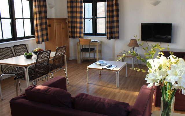 Acorn of London - Crawford House Apartments