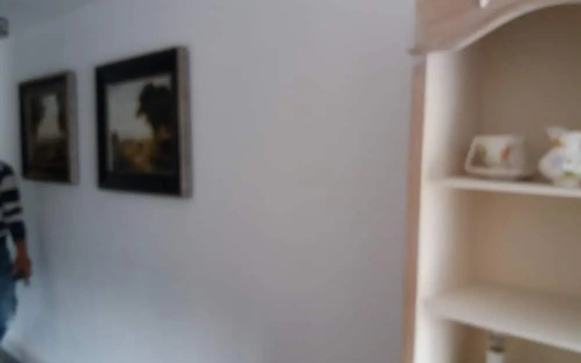 River Court Apartments LETS
