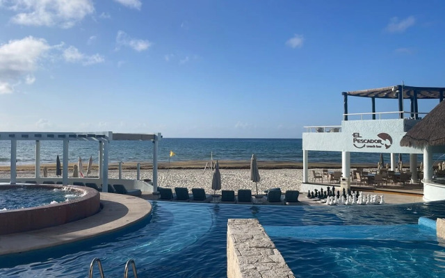 Beach front-Ocean View Studio -Hotel Sunset Fishermen condo 344/C