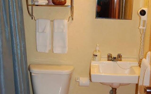 Sand Castle Suites Motel