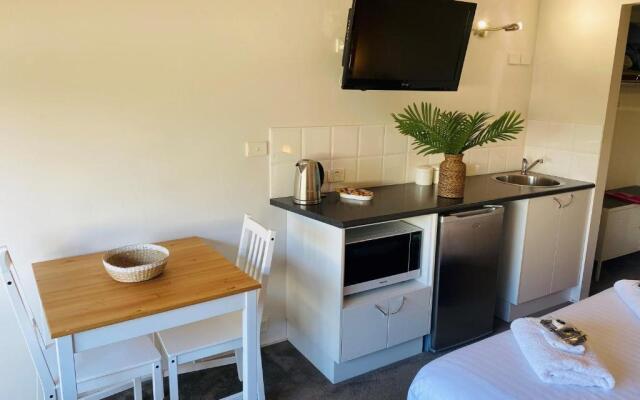 ELM Riverside Accommodation