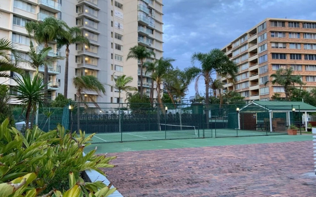Burleigh Gardens North Hi-Rise