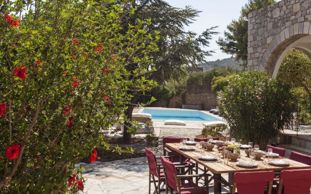 Luxurious Mani Peninsula Traditional Tower