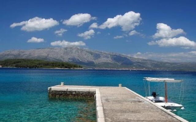 Lumbarda Resort Apartments