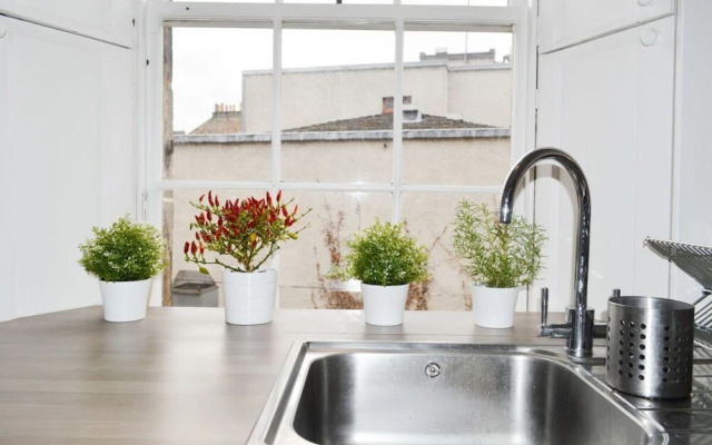 Beautiful 1 Bedroom Apartment in Stockbridge