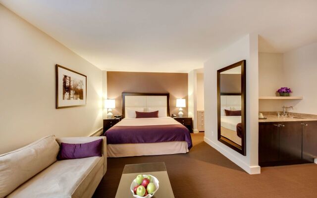 The Andrew Hotel