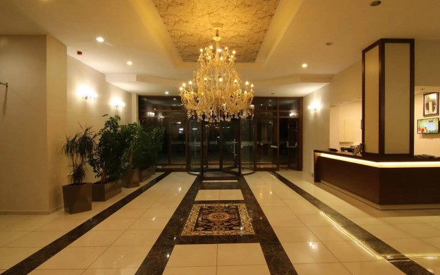 Royal Bilgic Hotel
