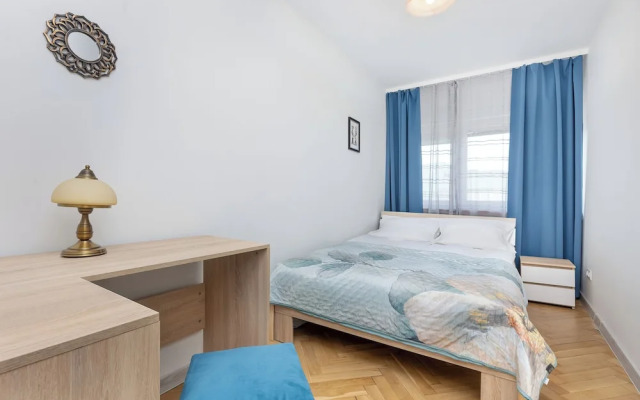 Al. Solidarnosci 92/95