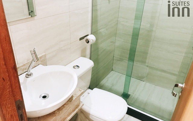 HMG Suites Inn Budget