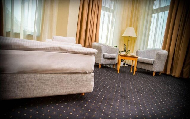 Hotel Sofia Wrocław by Railway Station