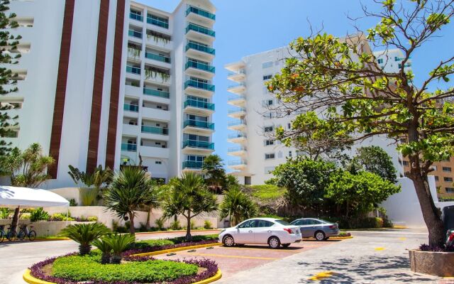Ocean Front | Sea View