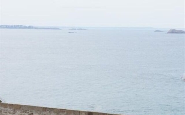 Intra Muros Vue Mer