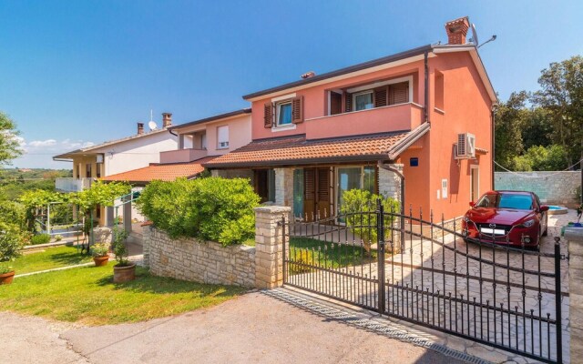 Nice Home in Banjole With Wifi and 2 Bedrooms