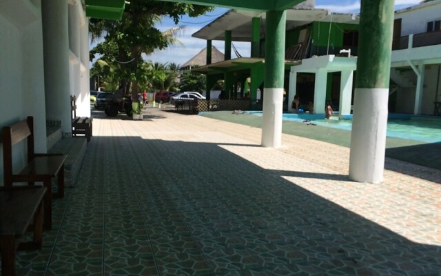 Tortugas Place Hotel y Bungalos