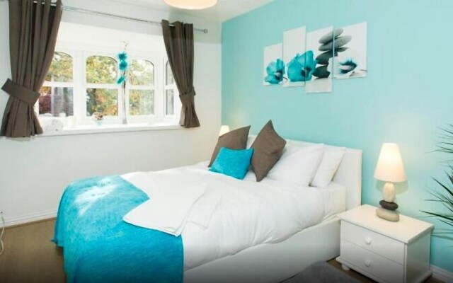 Northwick Park Apartment