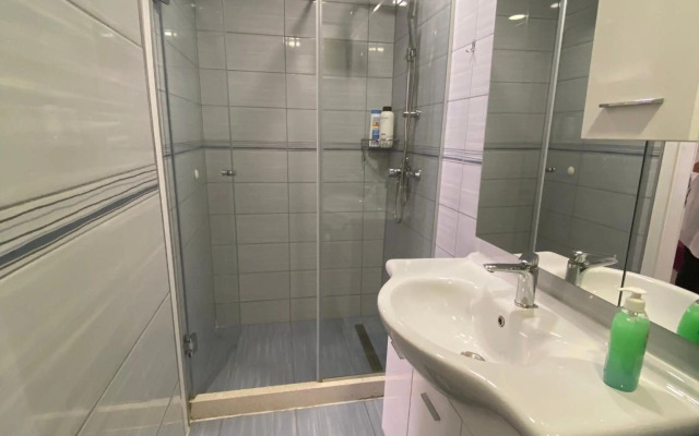 The Garden Rooms & Suites