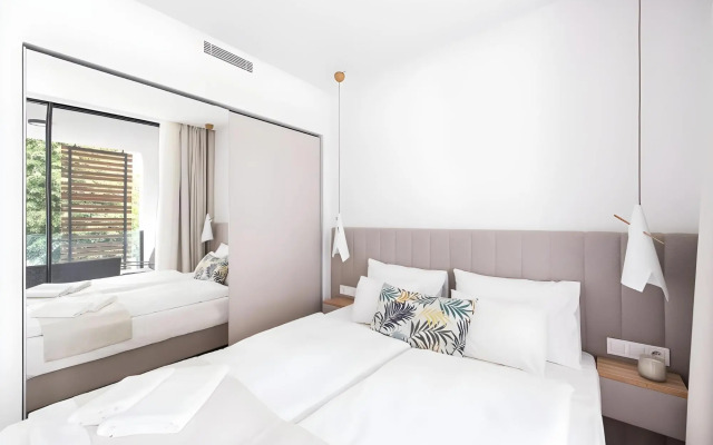 OliverLux Aparthotel