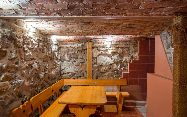 Hotel Augustine