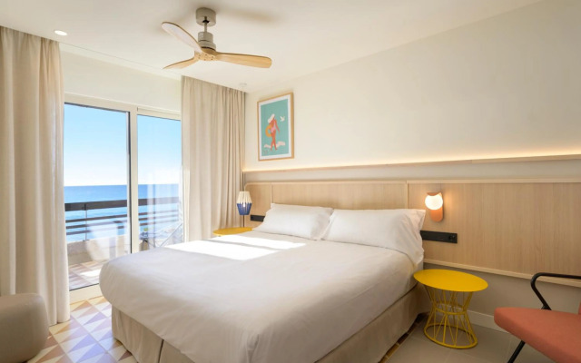 Akquaaa Boutique Hotel