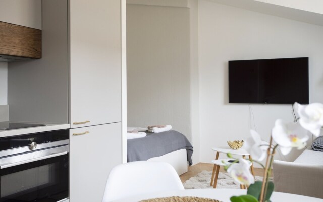 Charming Modern Penthouse in Ullanlinna